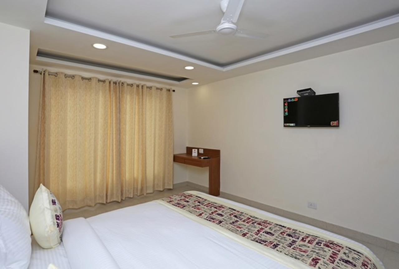 Hotel Airport D'Capitol New Delhi Exterior foto
