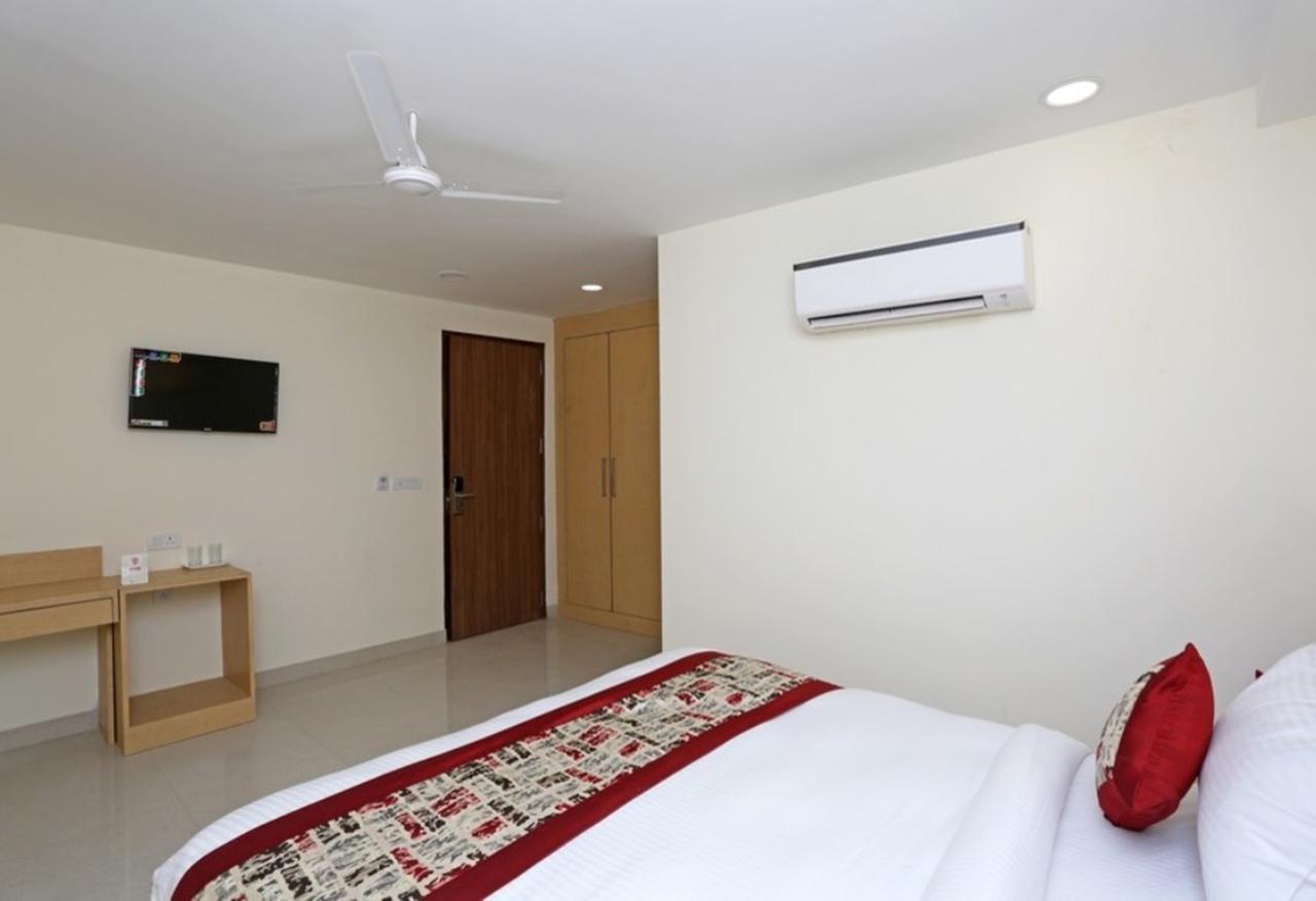 Hotel Airport D'Capitol New Delhi Exterior foto