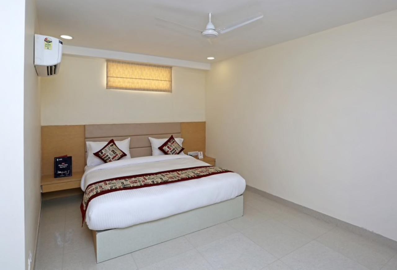 Hotel Airport D'Capitol New Delhi Exterior foto