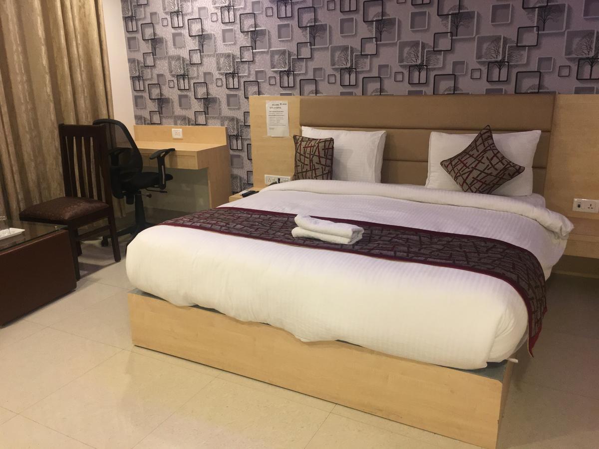 Hotel Airport D'Capitol New Delhi Exterior foto